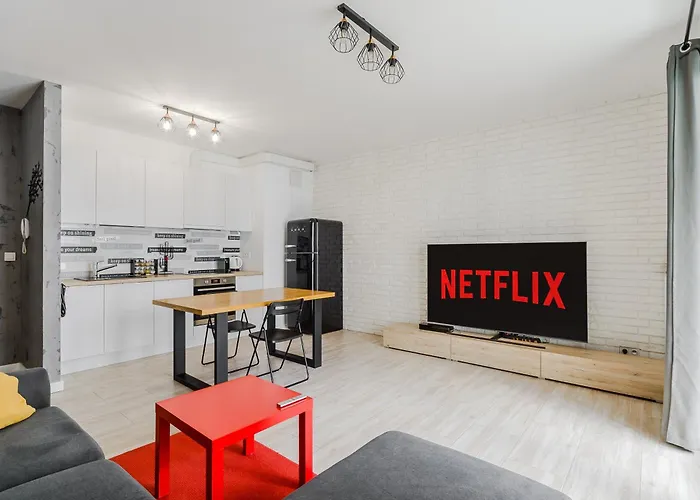 Premium In The Center Of With Free Parking & Balcony Varsó