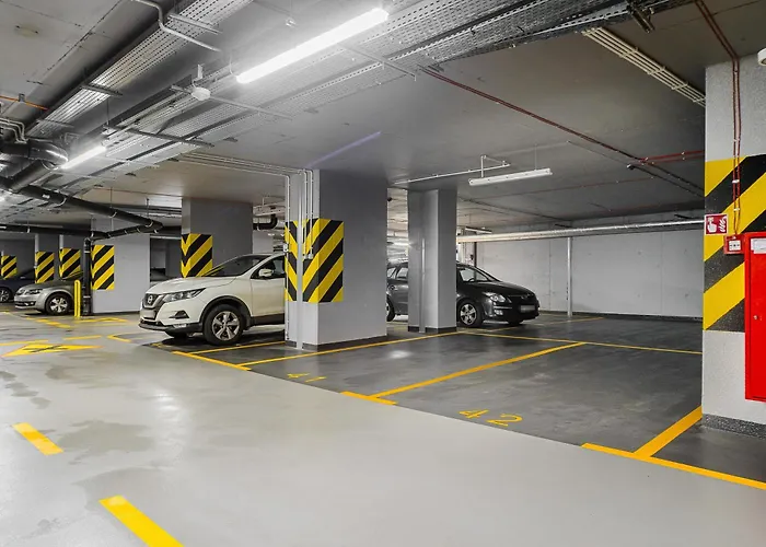 Apartman Premium In The Center Of With Free Parking & Balcony *