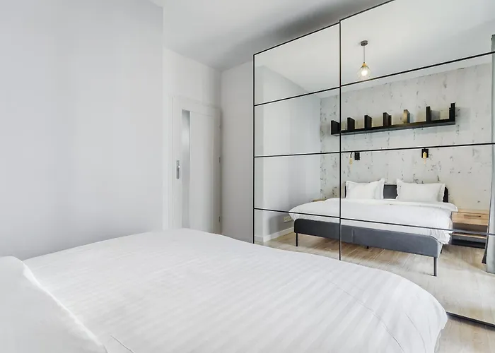 Premium In The Center Of With Free Parking & Balcony Apartman Varsó