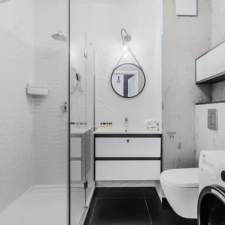 Premium In The Center Of With Free Parking & Balcony 아파트 바르샤바