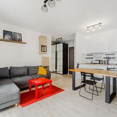 Premium In The Center Of With Free Parking & Balcony * 바르샤바