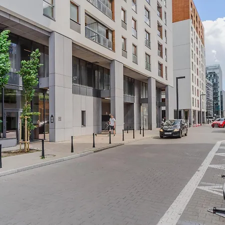 Premium In The Center Of With Free Parking & Balcony * Варшава